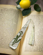 Load image into Gallery viewer, Resin Bookmark