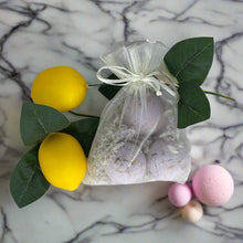 Load image into Gallery viewer, Bath Fizzies - Blackberry Bramble Tea