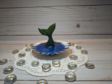 Load image into Gallery viewer, Mermaid Tail Resin Jewelry Holder
