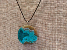 Load image into Gallery viewer, Ocean Scene, Resin Necklace-Round
