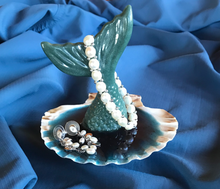 Load image into Gallery viewer, Mermaid Tail Resin Jewelry Holder
